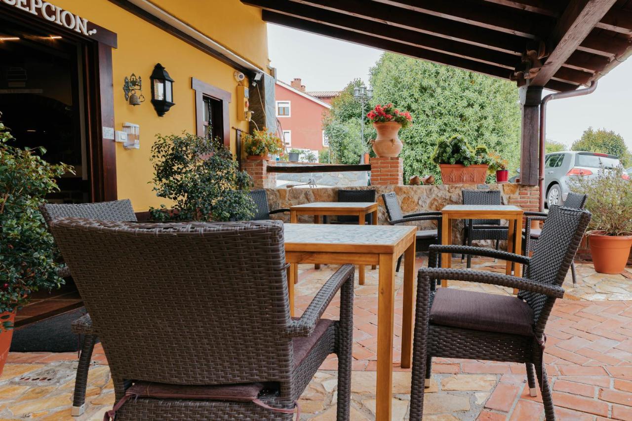 La Solana Montanesa Comillas Exterior foto