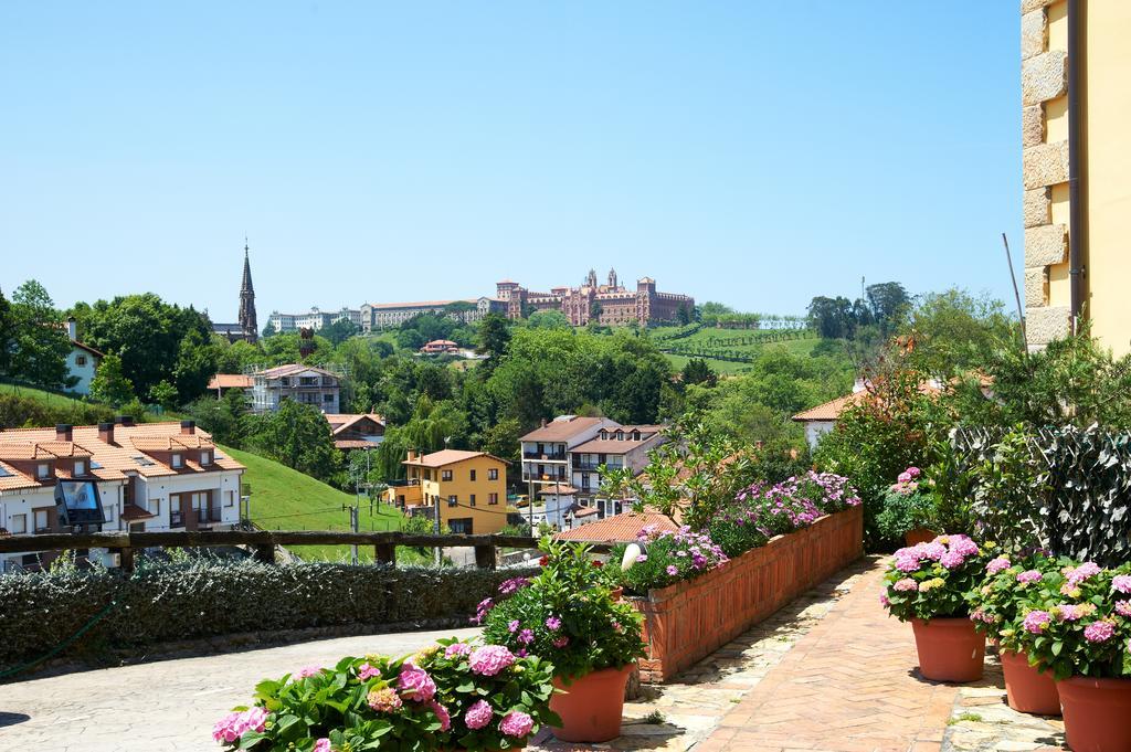 La Solana Montanesa Comillas Exterior foto